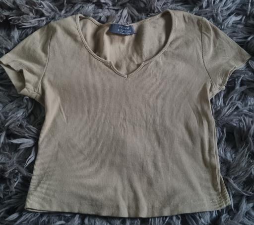 Buy & Sell West Yorkshire Kirklees - Photos for Beige Primark V Neck Top - small