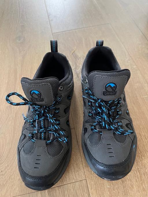 Buy & Sell County Durham Wingate - County Durham - Photos for Size 3 gelert trainers