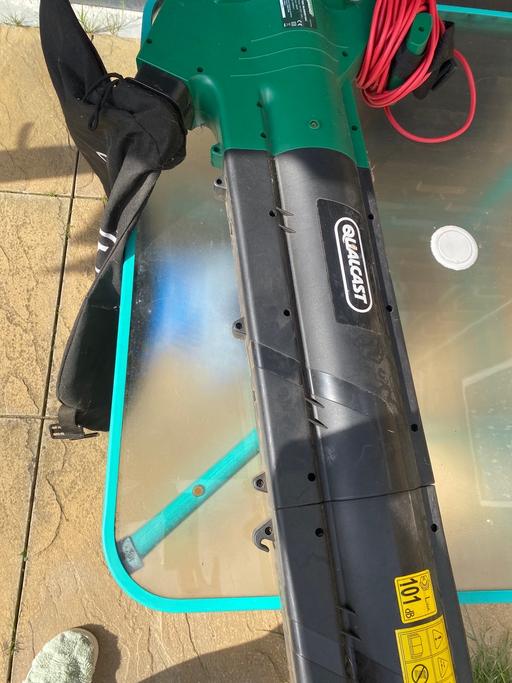 Buy & Sell Hertfordshire Welwyn Hatfield - Photos for Qualcast electric blower vac