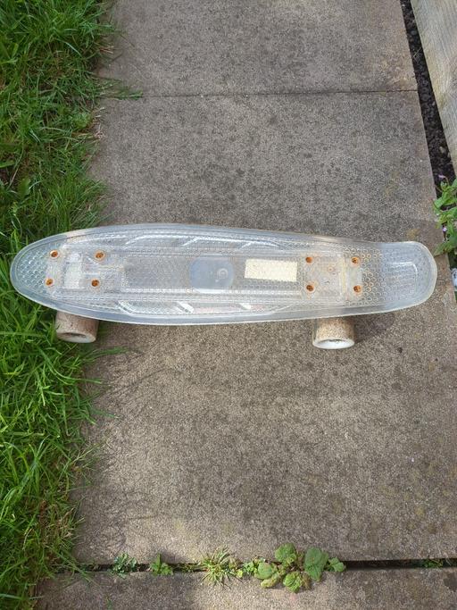 Buy & Sell West Midlands Walsall - Photos for skateboard, lights up