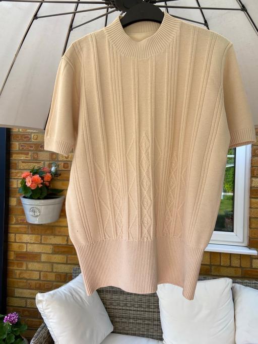 Buy & Sell Surrey Guildford - Photos for Ladies Size 12/14 Jumper.