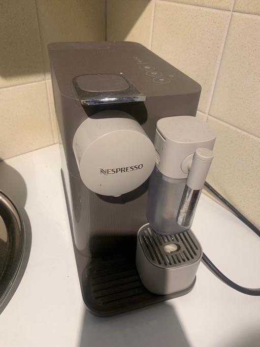 Buy & Sell South East London Southend - South East London - Photos for Nespresso Automatic Coffee machine 
