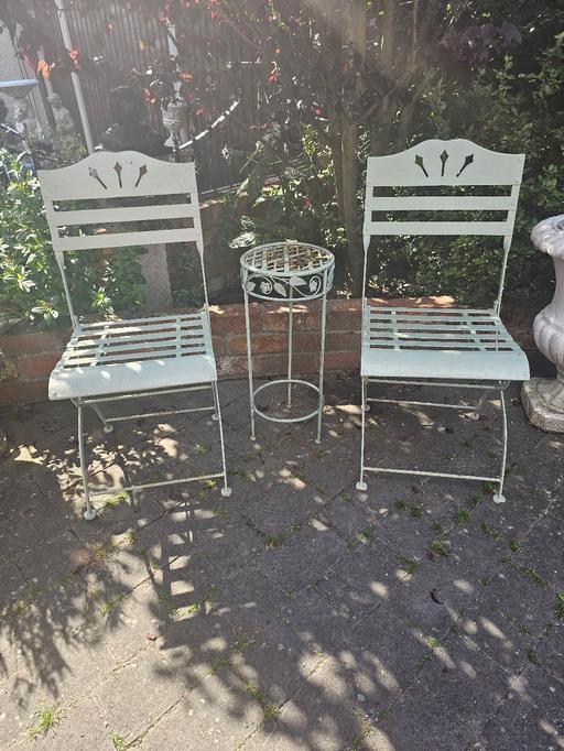 Buy & Sell West Midlands Dudley - Photos for WROUGHT IRON CHAIRS & TABLE