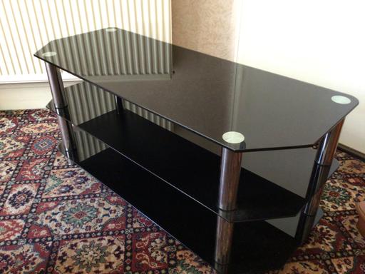 Buy & Sell South Yorkshire Doncaster - Photos for Tempered glass tv stand