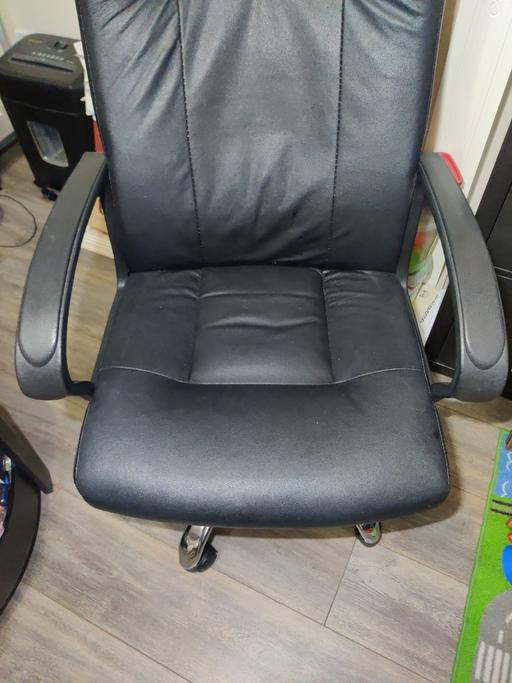 Buy & Sell East London Creekmouth - East London - Photos for executive leather swivel office chair