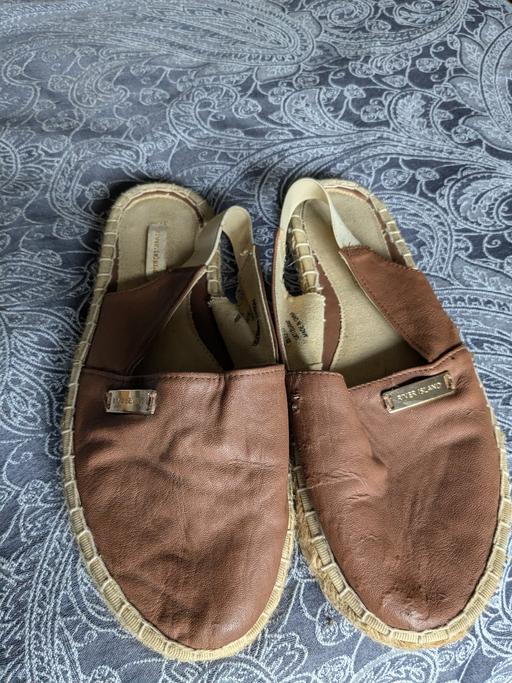 Buy & Sell Barking and Dagenham Dagenham - RM8 - Photos for river island beach shoes UK 7 eu40