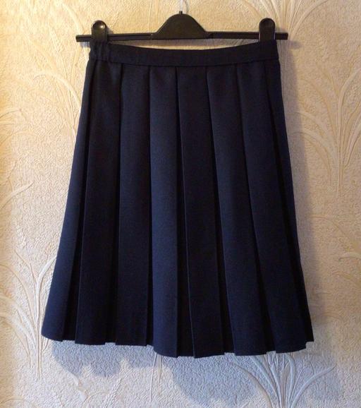 Buy & Sell Glasgow Milngavie - Glasgow - Photos for Navy Pleated School Skirt, Age (9-10)