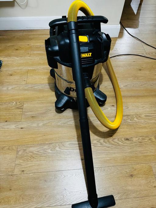 Buy & Sell East London Redbridge - Photos for Dewalt hoover