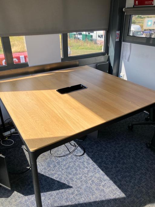 Buy & Sell Essex Thurrock - Essex - Photos for Office table