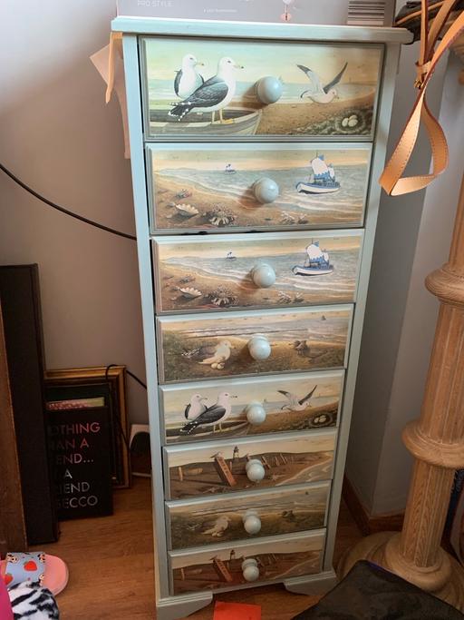 Buy & Sell Essex Basildon - Photos for Chest of draws 8 beautiful seagull beach