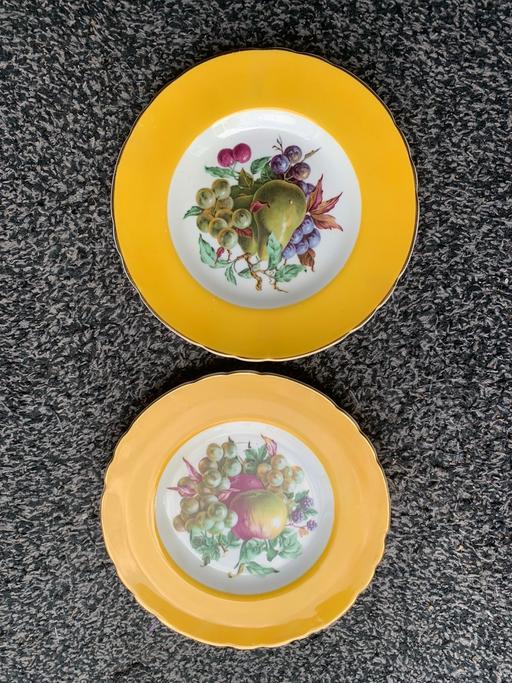 Buy & Sell Essex Basildon - Photos for 2 decorative small plates with fruit