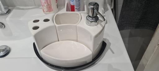 Buy & Sell South East London Croydon - Photos for 4-Piece Bathroom Set