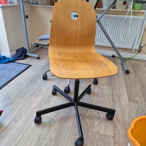 Buy & Sell Essex Thurrock - Essex - Photos for chair (djustable chair up and down)