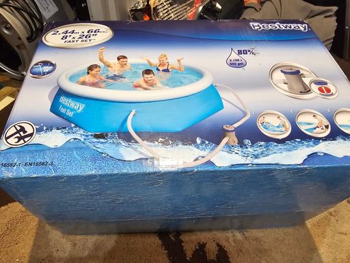 Buy & Sell West Midlands Walsall - Photos for Bestway Inflatable 66cm Fast Set Family Rou