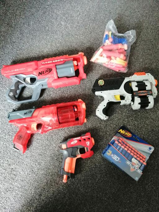 Buy & Sell West Midlands Dudley - Photos for Nerf guns and bullets (joblot)