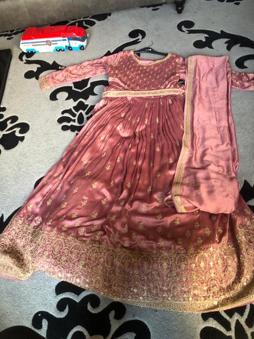 Buy & Sell West Yorkshire Wakefield - Photos for Asian wedding dress women's