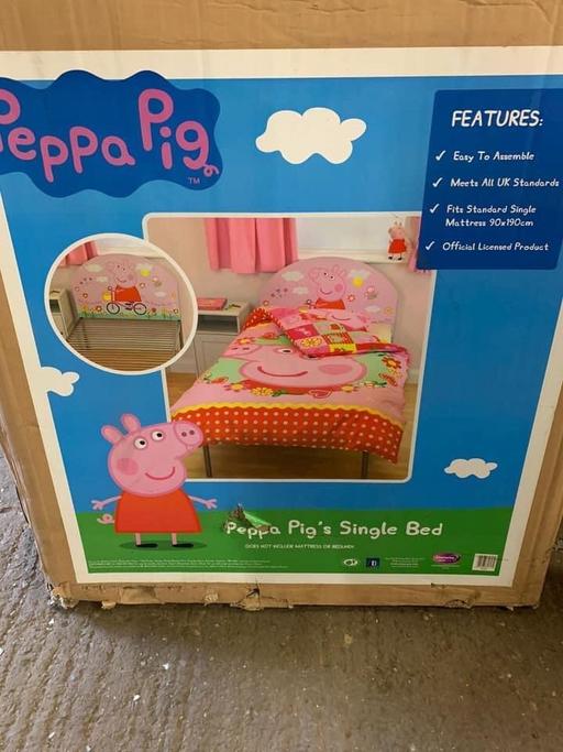 Buy & Sell West Midlands Sandwell - Photos for Peppa pig bed