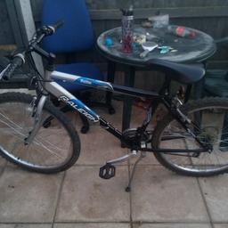 SHOCKWAVE XT675 MENS MOUNTING BIKE in GL55 Cotswold for 45.00 for sale Shpock