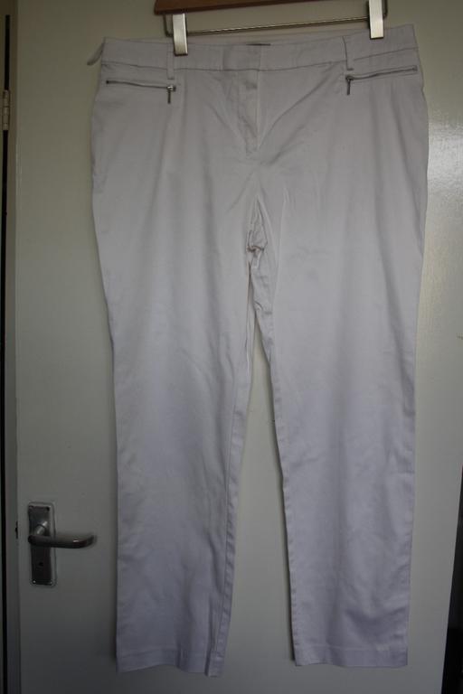 Buy & Sell North West London Chalk Farm - North West London - Photos for M&S size 18 white cotton trousers