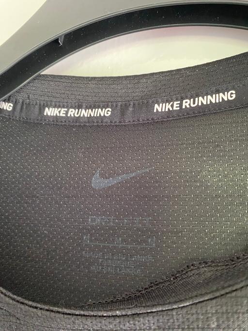 Buy & Sell Barking and Dagenham Dagenham - Barking and Dagenham - Photos for Nike gym top