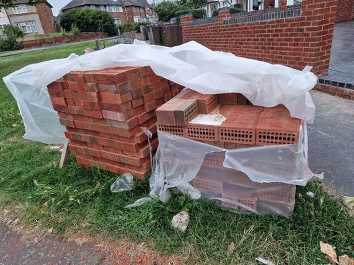 Buy & Sell West Midlands Birmingham - Photos for 65mm Ramecroix f2 bricks