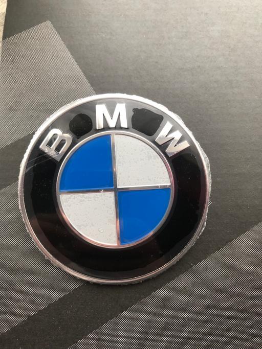 Vehicles Staffordshire East Staffordshire - Photos for Bmw badge 82mm new blue and white