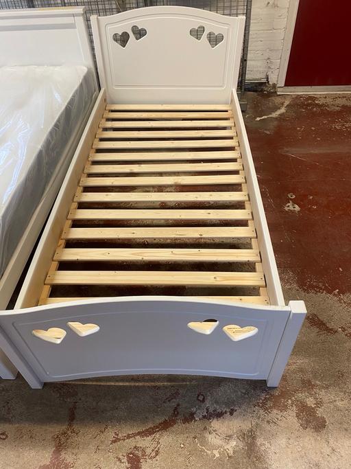 Buy & Sell Warwickshire Warwick - Photos for Mia Single Bed Frame - White