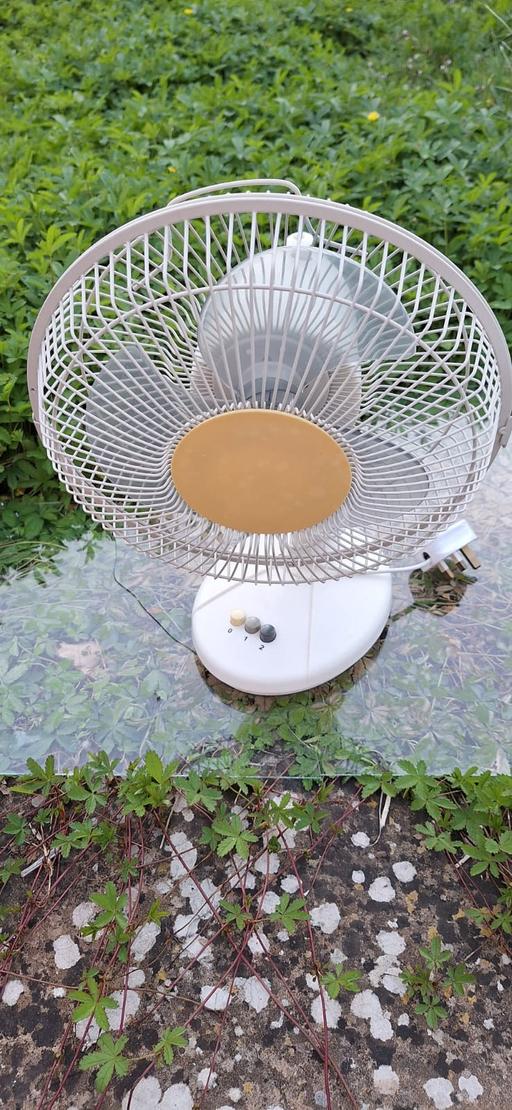 Buy & Sell Hampshire Havant - Photos for Small Desktop Oscillating Fan