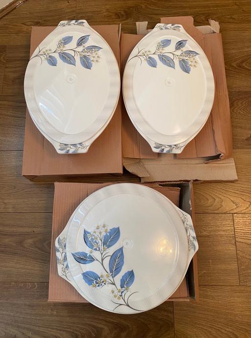 Buy & Sell West Midlands Dudley - Photos for **BRAND NEW 64 PIECE MELAMINE DINNER SET**