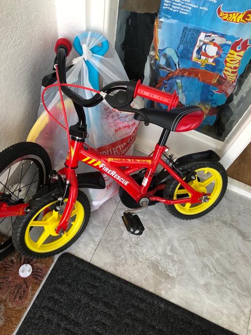 Buy & Sell West Midlands Wolverhampton - Photos for Bike with stabilisers