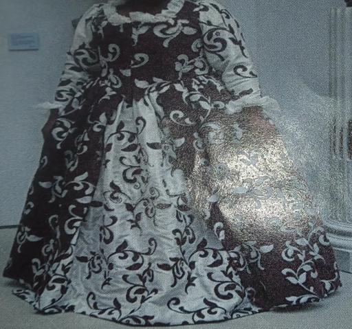 Buy & Sell Central London St Pancras - Central London - Photos for Mary Queen of Scots - Period Theatre Costume