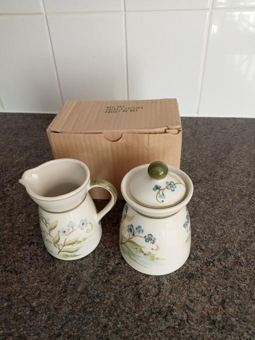 Buy & Sell Nottinghamshire Newark and Sherwood - Photos for Ceramic sugar pot and milk/cream jug