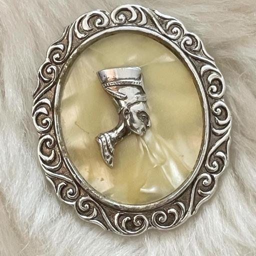 Buy & Sell Dorset Bournemouth, Christchurch and Poole - Photos for Egyptian Queen Mother Of Pearl Scarf Clip