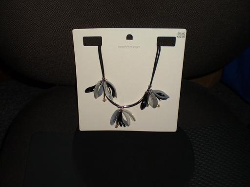 Buy & Sell Lancashire Pendle - Photos for Necklace“Dorothy Perkins”