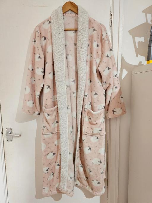 Buy & Sell South Yorkshire Sheffield - Photos for size medium/size 14-16 ladies dressing gown