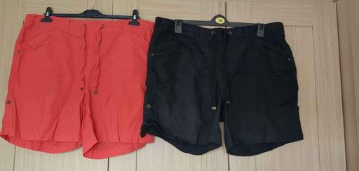 Buy & Sell West Yorkshire Kirklees - Photos for 2 pairs of ladies shorts size 20