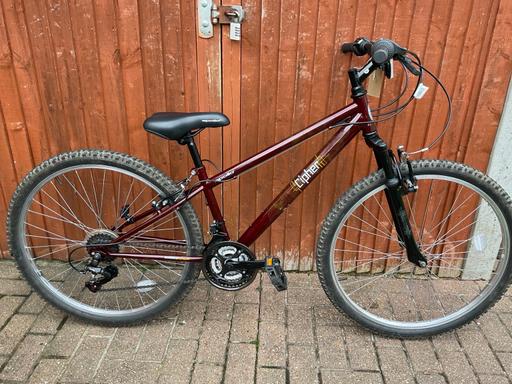 Buy & Sell Surrey Mole Valley - Photos for Bikes mountain bike