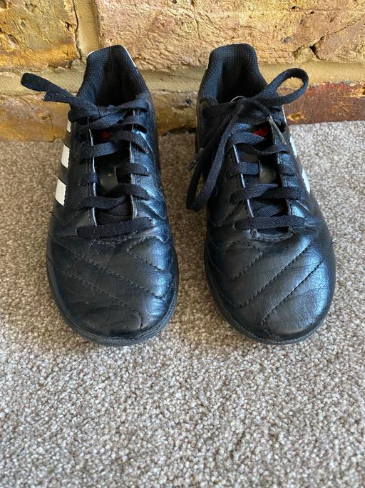 Buy & Sell West London Hillingdon - Photos for Adidas Astro football boots