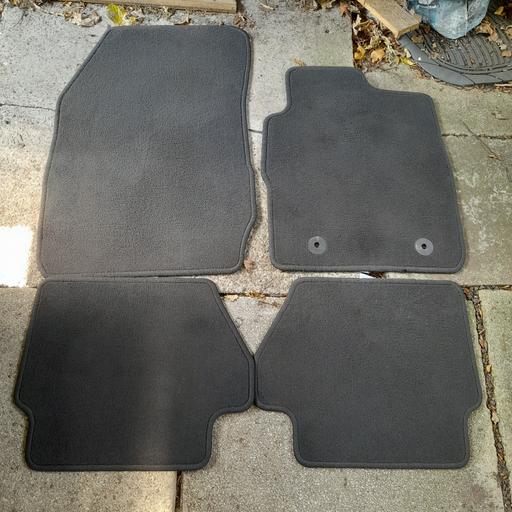 Vehicles Lancashire South Ribble - Photos for FORD FIESTA CAR MATS 2011 - 2019