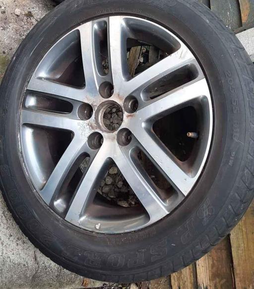 Vehicles West Midlands Sandwell - Photos for Volkswagen 16 inch genuine Alloy £50