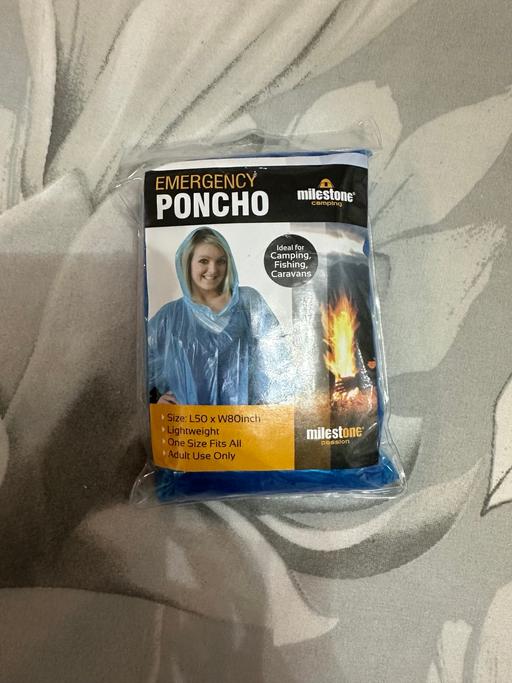 Buy & Sell Merseyside Knowsley - Photos for Adult poncho