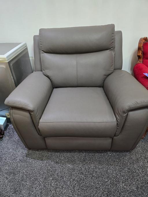 Buy & Sell West Midlands Wolverhampton - Photos for Single recliner chair