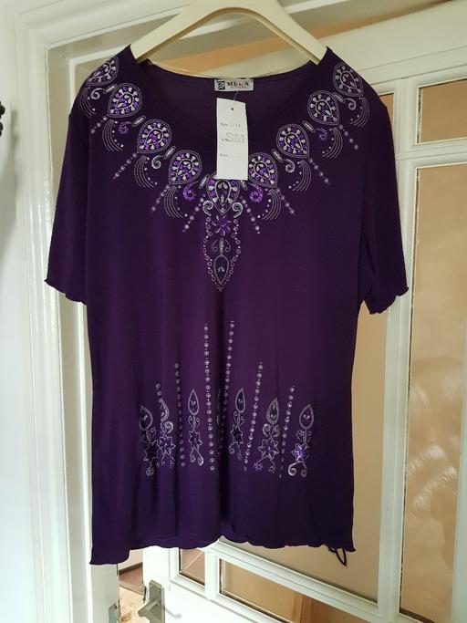 Buy & Sell Barking and Dagenham Dagenham - Barking and Dagenham - Photos for new sparkly top small /medium