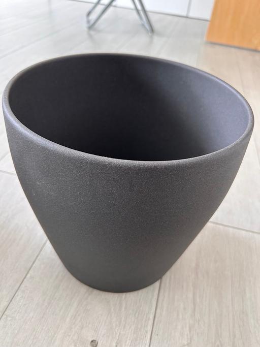 Buy & Sell East London Wapping - East London - Photos for Ceramic plant pot