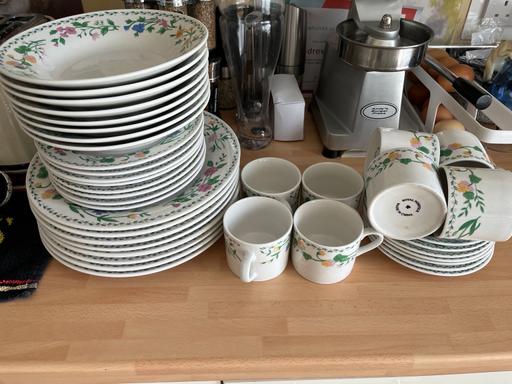 Buy & Sell Nottinghamshire Nottingham - Photos for Dinner set