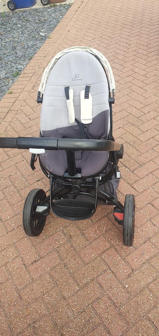 Buy & Sell Barking and Dagenham Barking - Barking and Dagenham - Photos for Quinny Mood Pushchair with baby nest