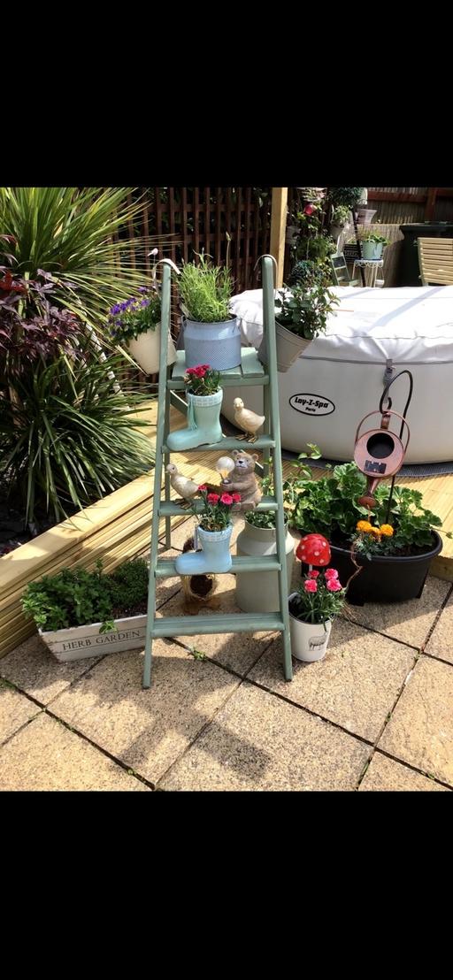 Buy & Sell West Midlands Sandwell - Photos for Shabby chic ladders