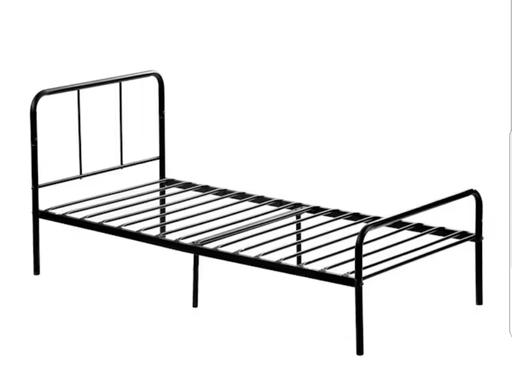 Buy & Sell West Midlands Sandwell - Photos for Nice Black Metal Single Bed Can Deliver £5