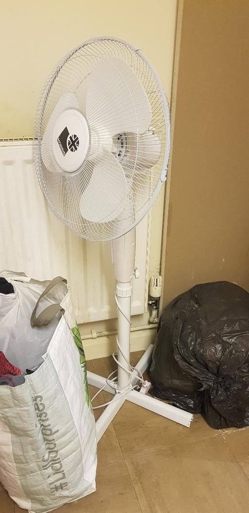 Buy & Sell West Midlands Sandwell - Photos for Great Cooling Electric Fan Good Condition Can