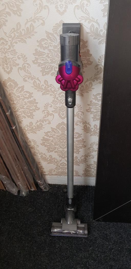 Buy & Sell West Midlands Sandwell - Photos for Dyson Needs Battery Stick Vacuum Can Deliver